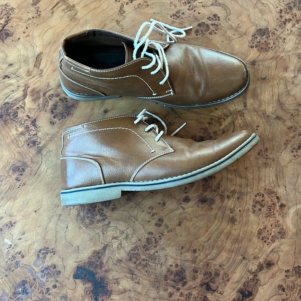 Brown business casual shoes, men’s style, loafers, workwear, boots